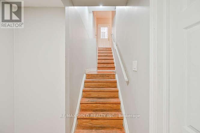 106 Watsonbrook Drive, Brampton, Ontario  L6R 0R4 - Photo 32 - W12635788