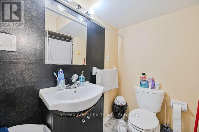 106 Watsonbrook Drive, Brampton, Ontario  L6R 0R4 - Photo 40 - W12635788