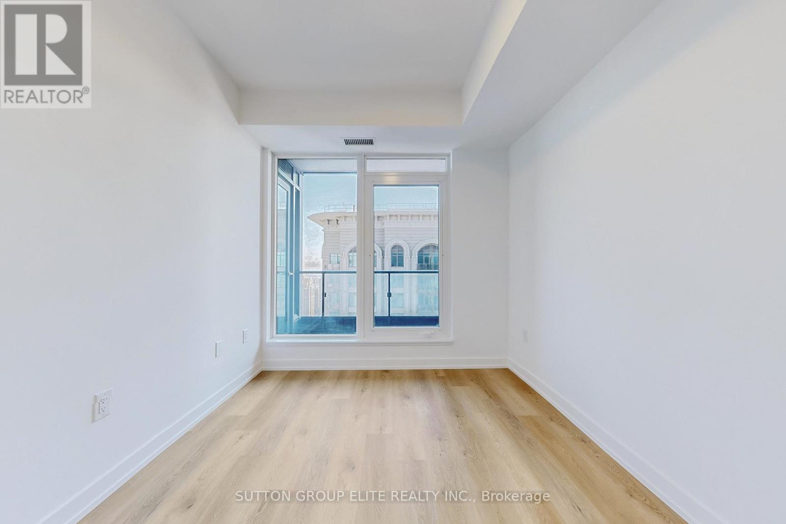 3506 - 395 Square One Drive, Mississauga (City Centre), Ontario  L5B 0P6 - Photo 11 - W12635792