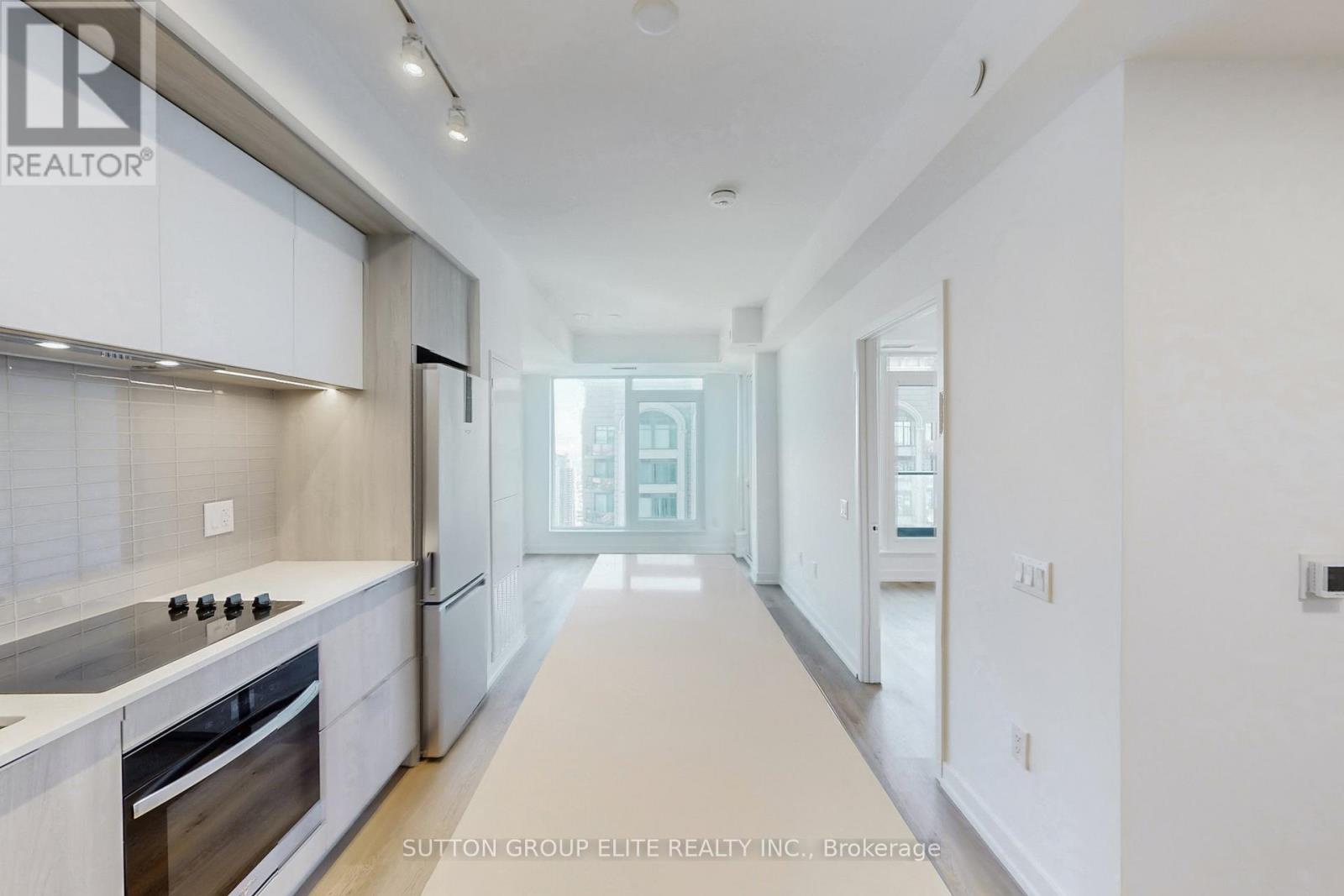 3506 - 395 Square One Drive, Mississauga (City Centre), Ontario  L5B 0P6 - Photo 6 - W12635792