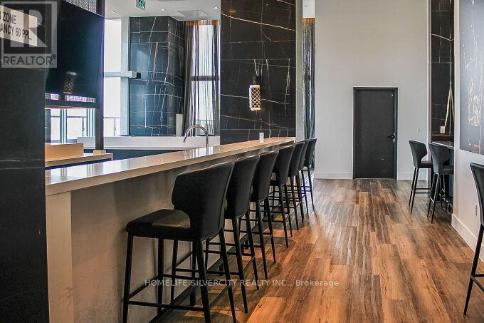 709 - 2481 Taunton Road, Oakville (Ro River Oaks), Ontario  L6H 3R7 - Photo 38 - W12635794