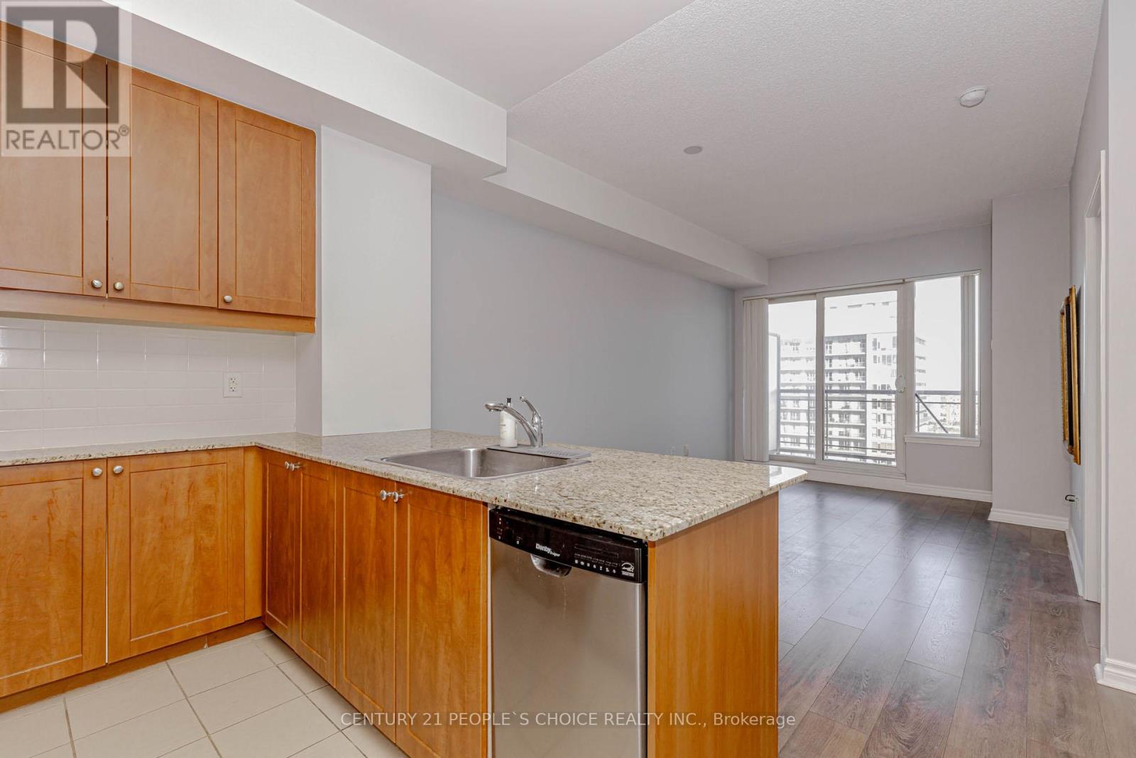 2904 - 385 Prince Of Wales Drive, Mississauga, Ontario L5B 0C6 - Photo 12 - W12635820