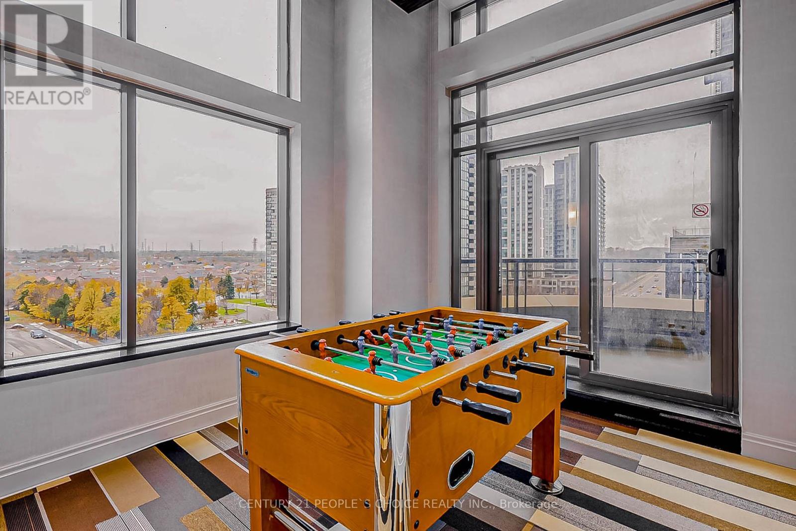 2904 - 385 Prince Of Wales Drive, Mississauga, Ontario L5B 0C6 - Photo 35 - W12635820