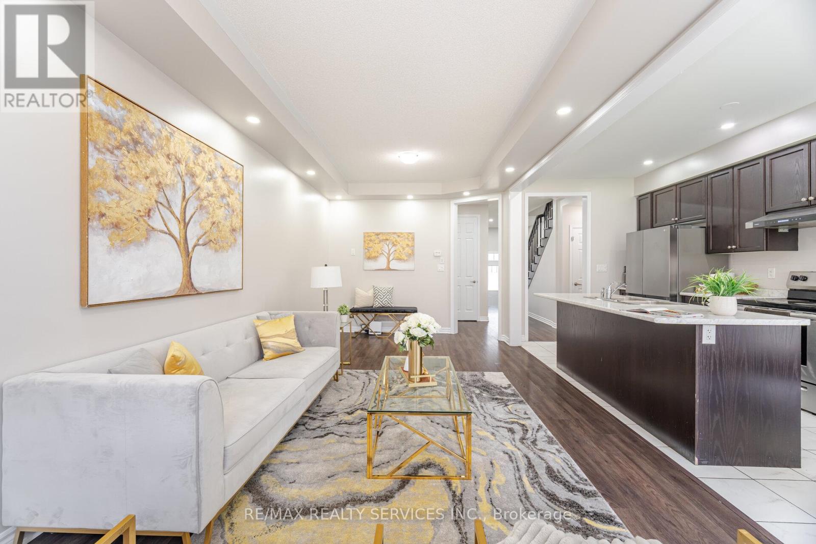 27 Phyllis Drive, Caledon, Ontario  L7C 4E3 - Photo 10 - W12635830