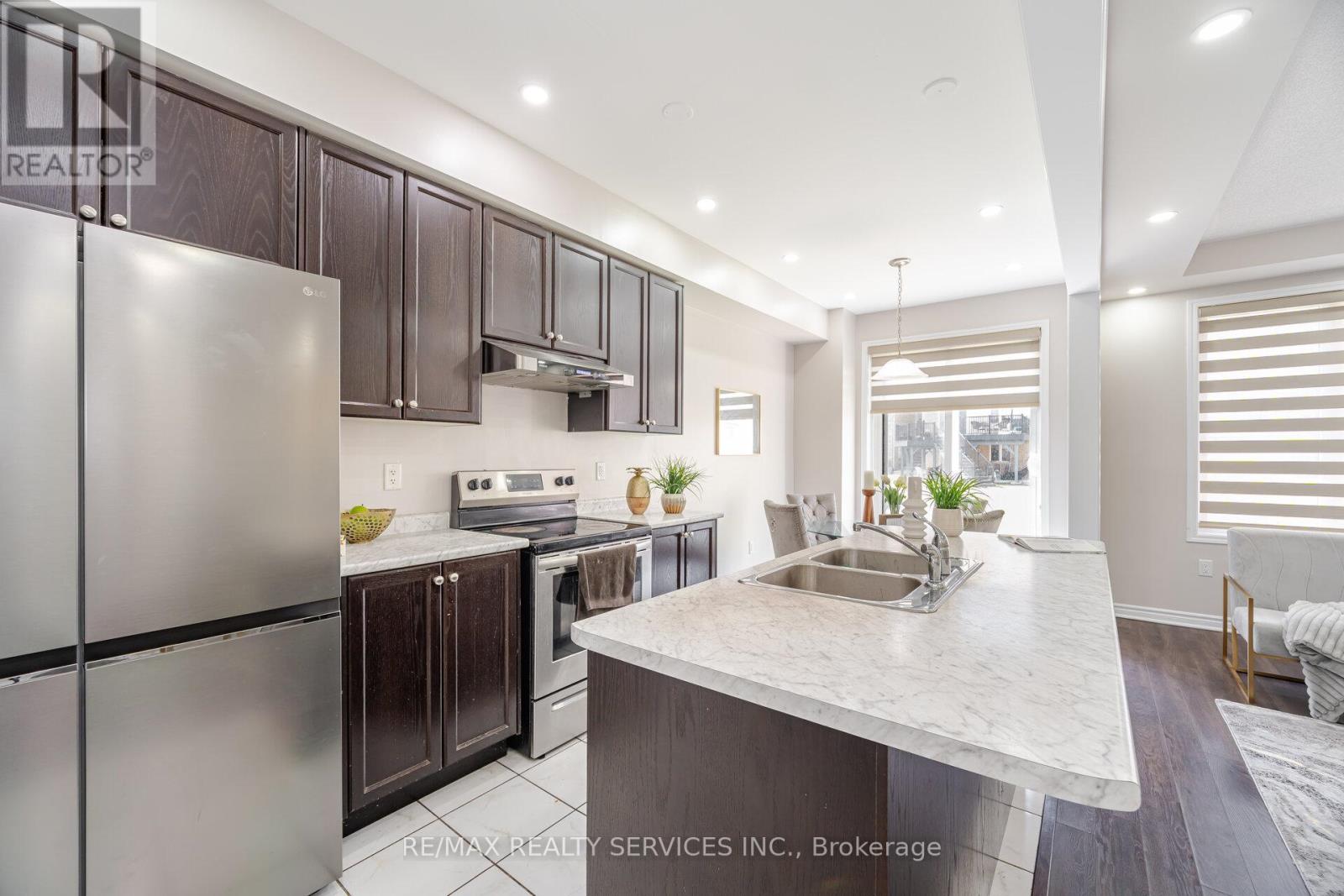 27 Phyllis Drive, Caledon, Ontario  L7C 4E3 - Photo 16 - W12635830