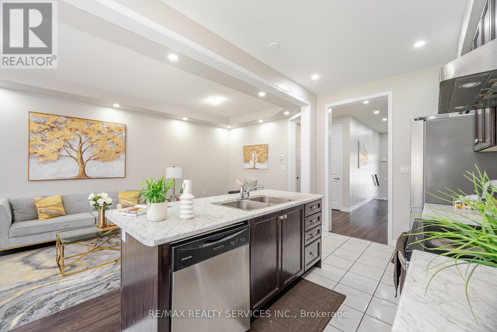 27 Phyllis Drive, Caledon, Ontario  L7C 4E3 - Photo 19 - W12635830