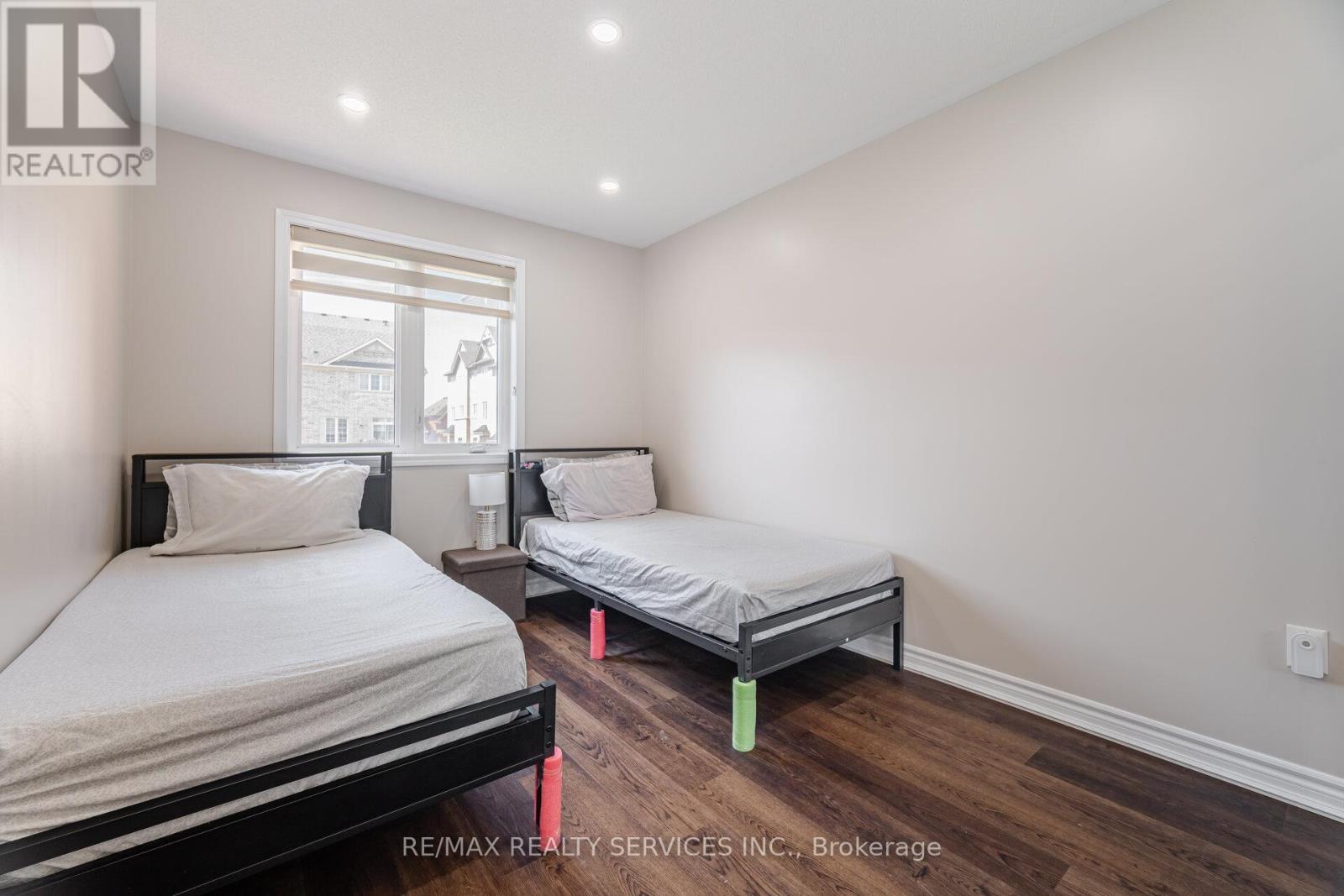 27 Phyllis Drive, Caledon, Ontario  L7C 4E3 - Photo 33 - W12635830