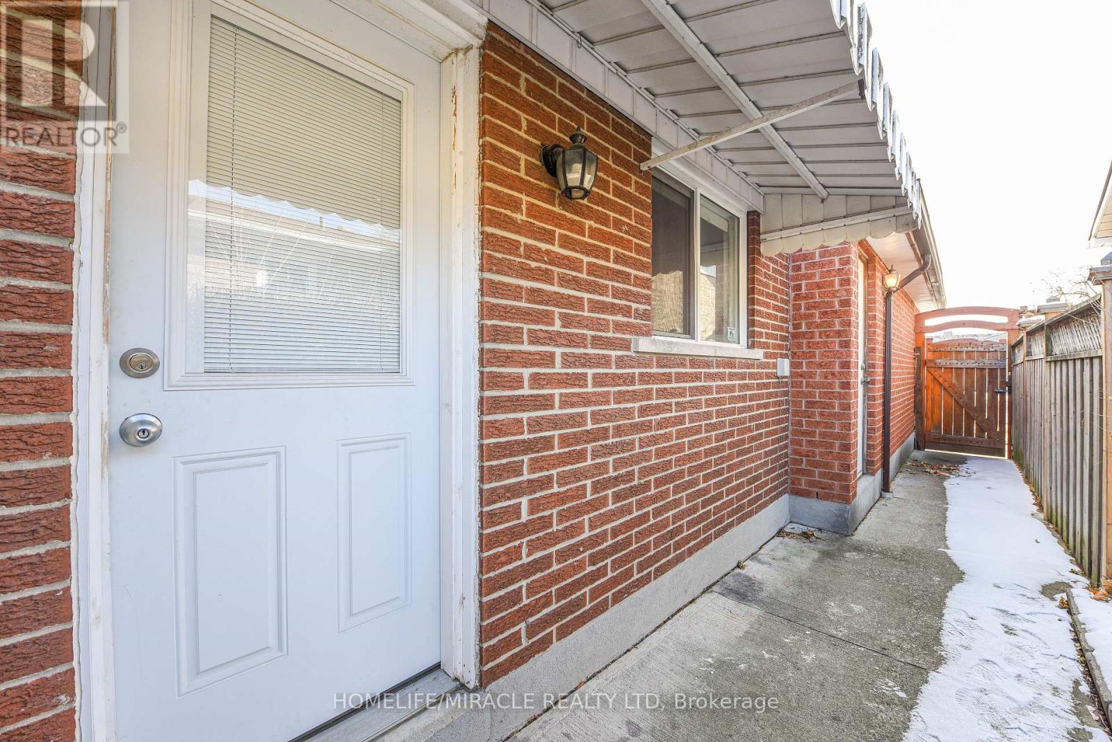 7267 Topping Road, Mississauga, Ontario L4T 2Y6 - Photo 48 - W12635862