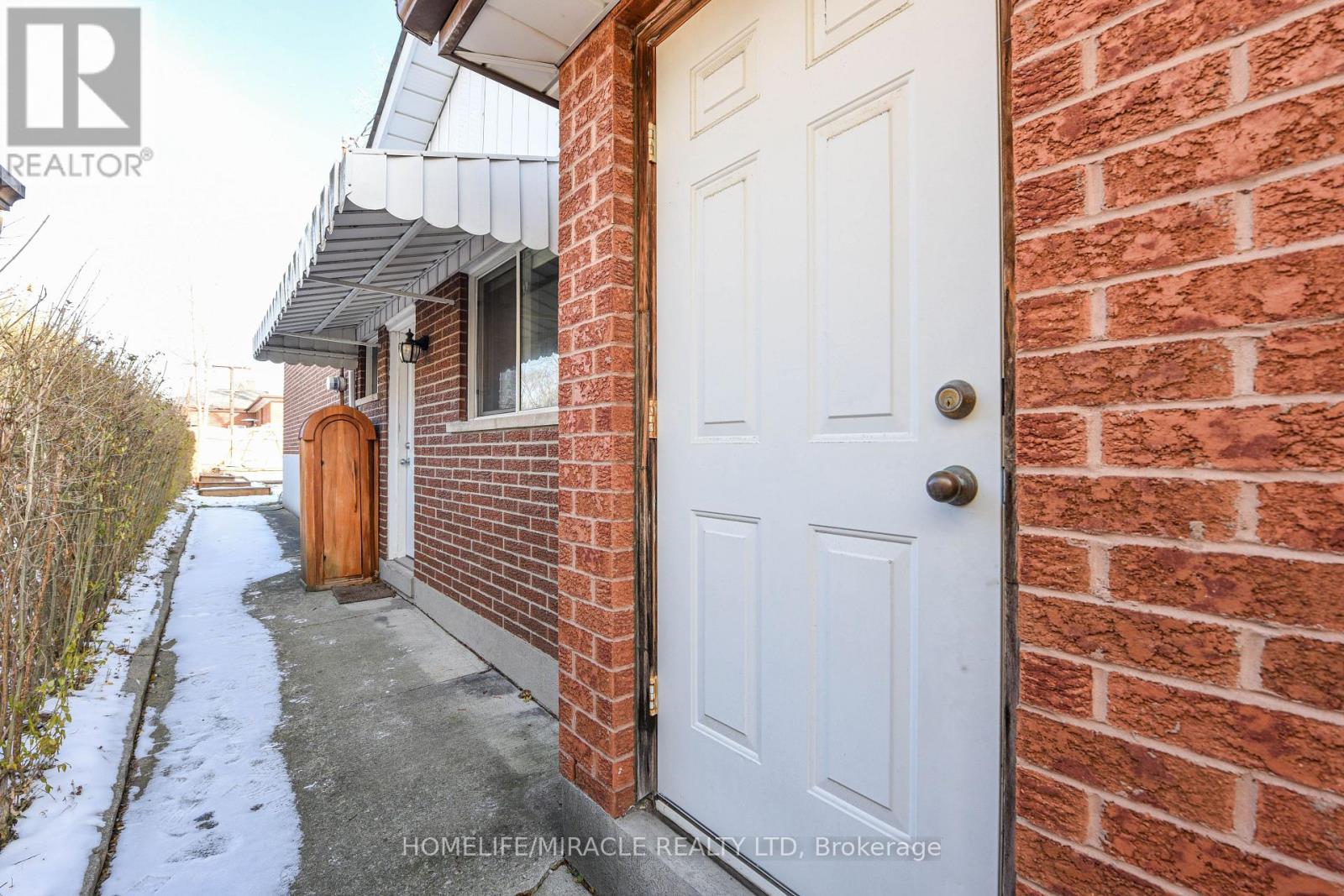 7267 Topping Road, Mississauga, Ontario L4T 2Y6 - Photo 49 - W12635862