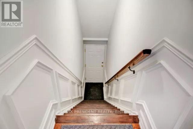 160 - 601 Shoreline Drive N, Mississauga, Ontario  L5B 4K5 - Photo 2 - W12635866