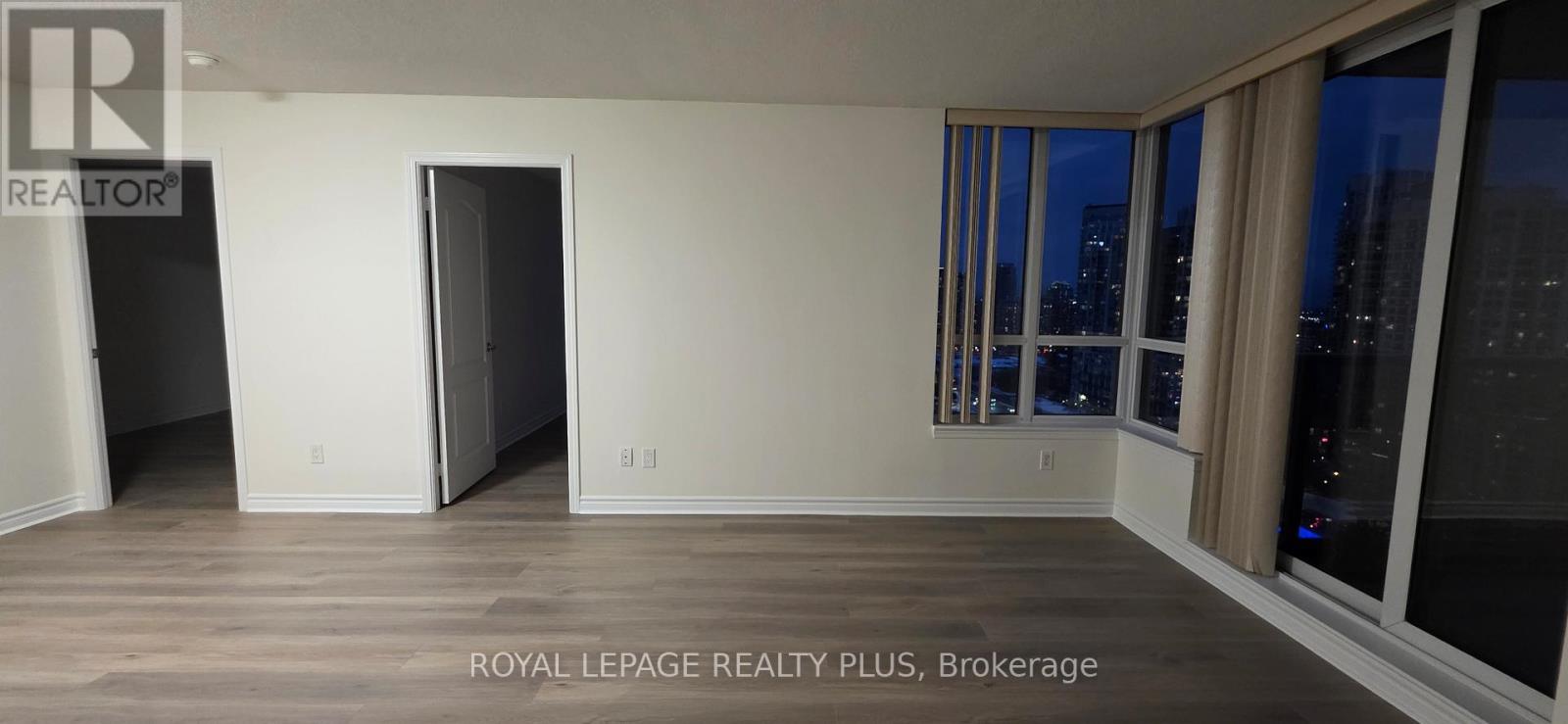 2311 - 4080 Living Arts Drive, Mississauga, Ontario  L5B 4N3 - Photo 5 - W12635920