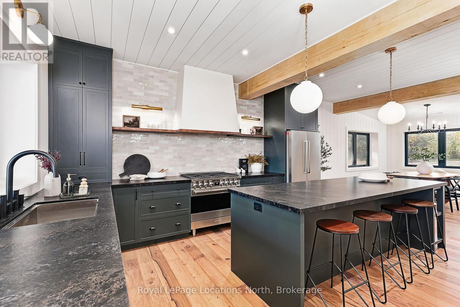 635019 Pretty River Road, Blue Mountains, Ontario  L0M 1P0 - Photo 8 - X12478954