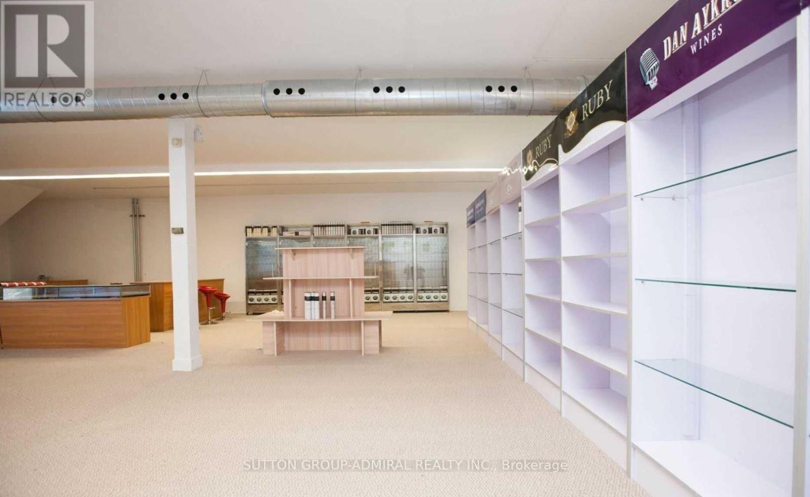 4507 Queen Street, Niagara Falls, Ontario  L2E 2L4 - Photo 20 - X12635770