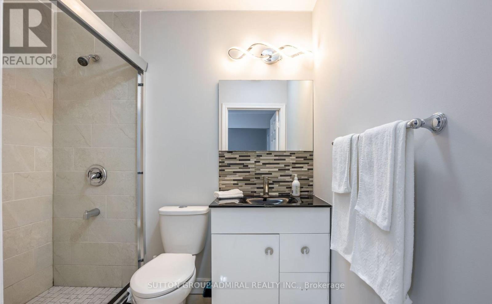 4507 Queen Street, Niagara Falls, Ontario  L2E 2L4 - Photo 5 - X12635770