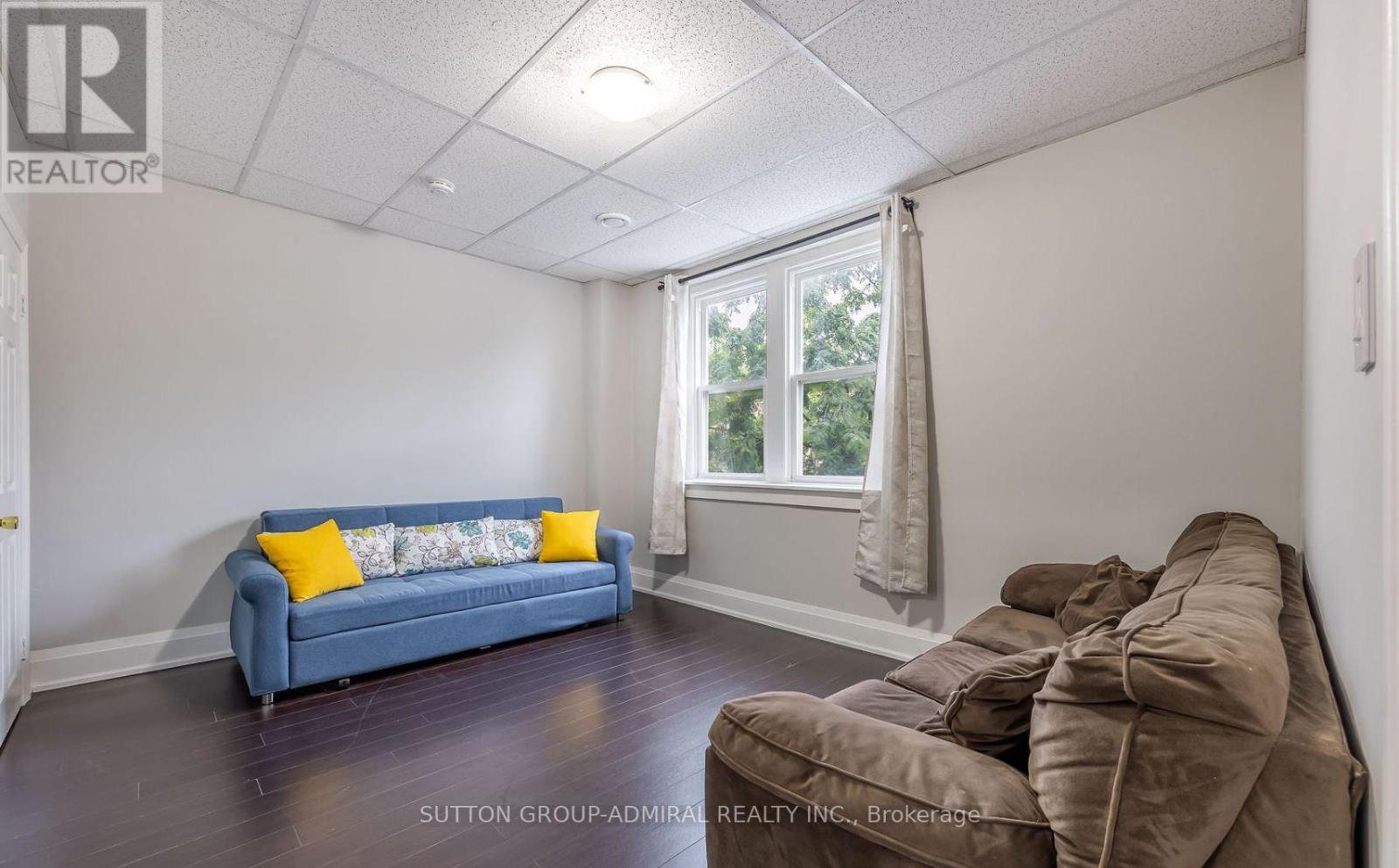 4507 Queen Street, Niagara Falls, Ontario  L2E 2L4 - Photo 6 - X12635770