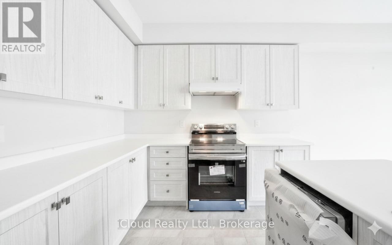 395 Barker Parkway, Thorold, Ontario  L2V 0K6 - Photo 5 - X12635780