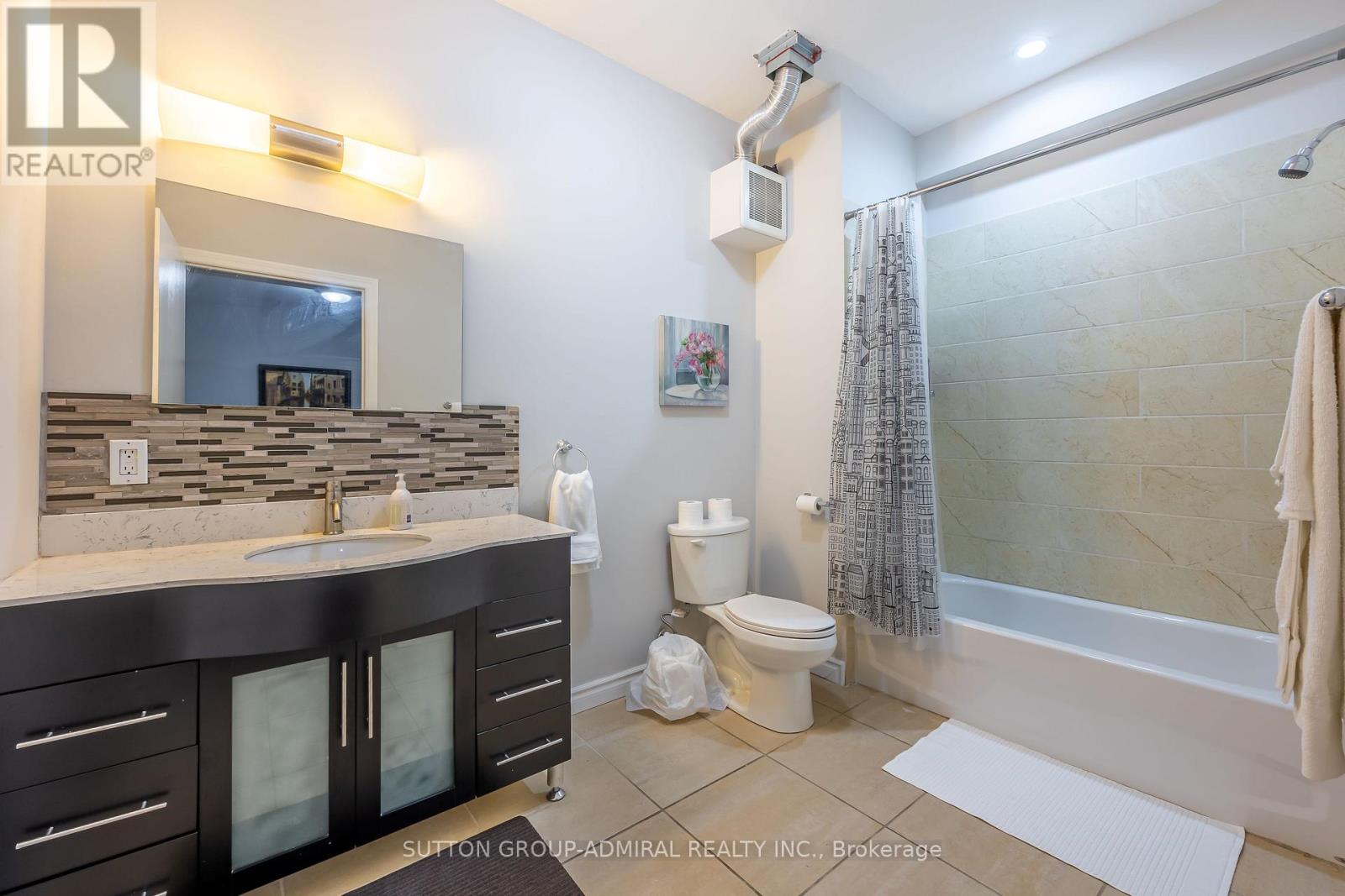 4497 Queen Street, Niagara Falls, Ontario  L2E 2L4 - Photo 20 - X12635808