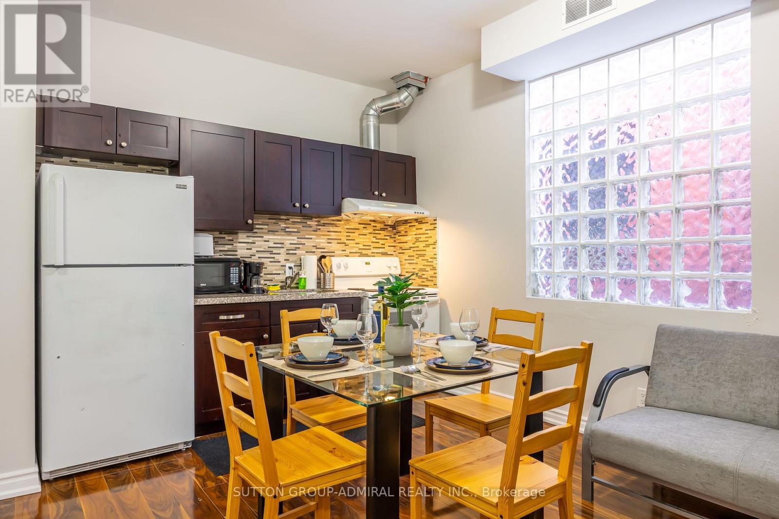 4497 Queen Street, Niagara Falls, Ontario  L2E 2L4 - Photo 23 - X12635808