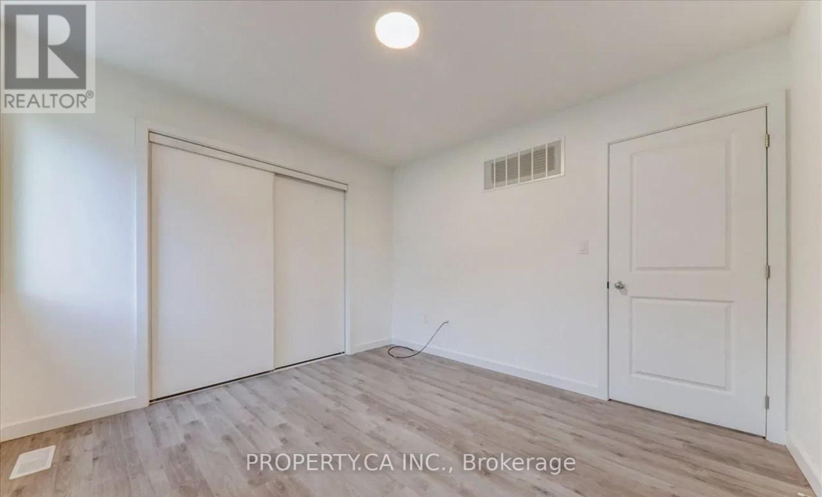 Upper - 3 Waterleaf Trail, Welland (Broadway), Ontario  L3C 1T9 - Photo 11 - X12635884