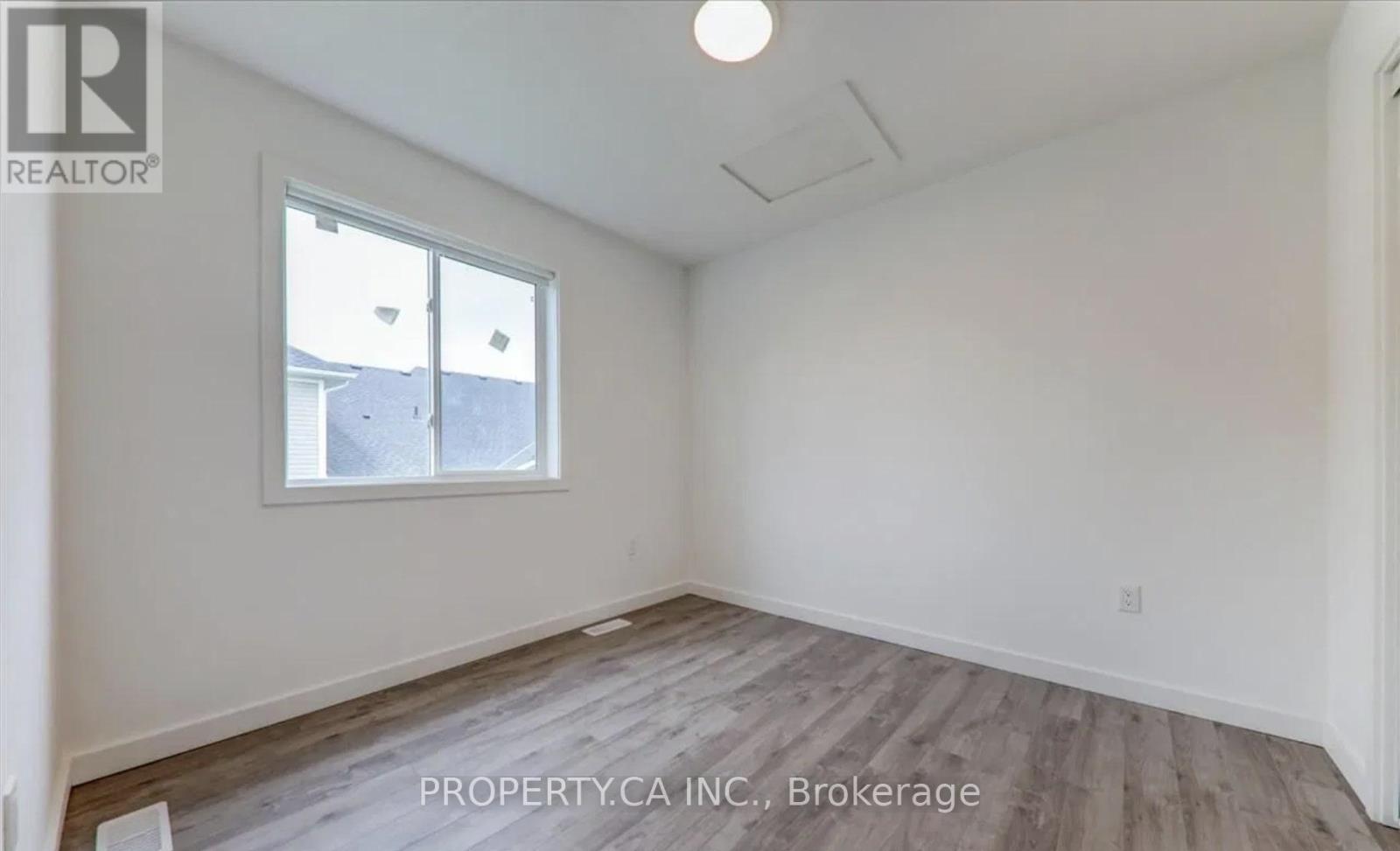 Upper - 3 Waterleaf Trail, Welland (Broadway), Ontario  L3C 1T9 - Photo 14 - X12635884