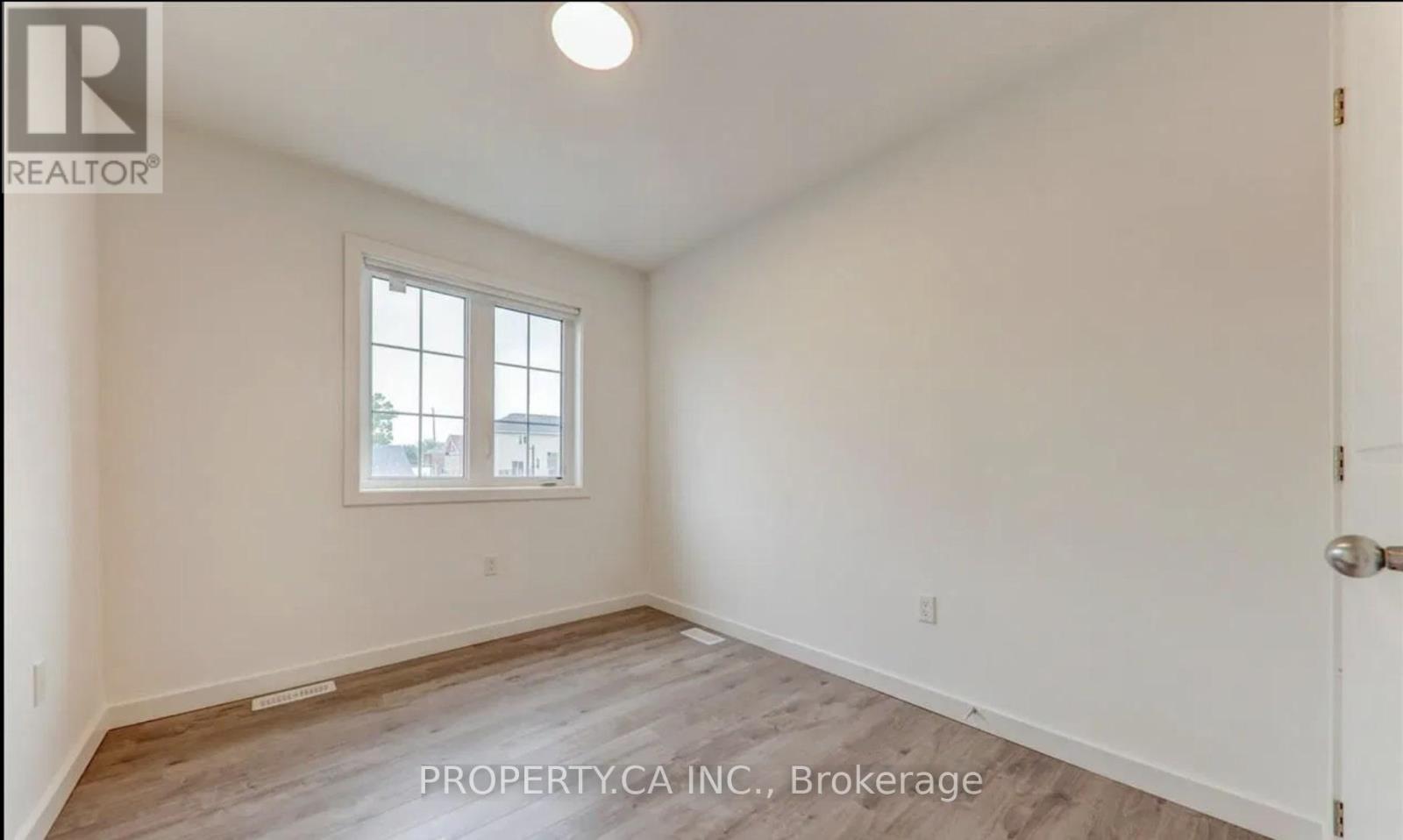 Upper - 3 Waterleaf Trail, Welland (Broadway), Ontario  L3C 1T9 - Photo 19 - X12635884