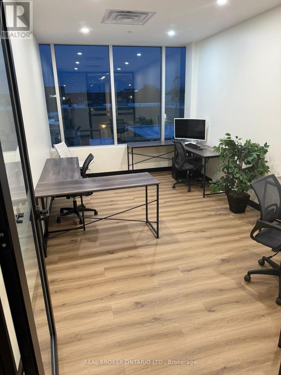 B201 - 28 Roytec Road, Vaughan, Ontario  L4L 8E4 - Photo 4 - N12630906