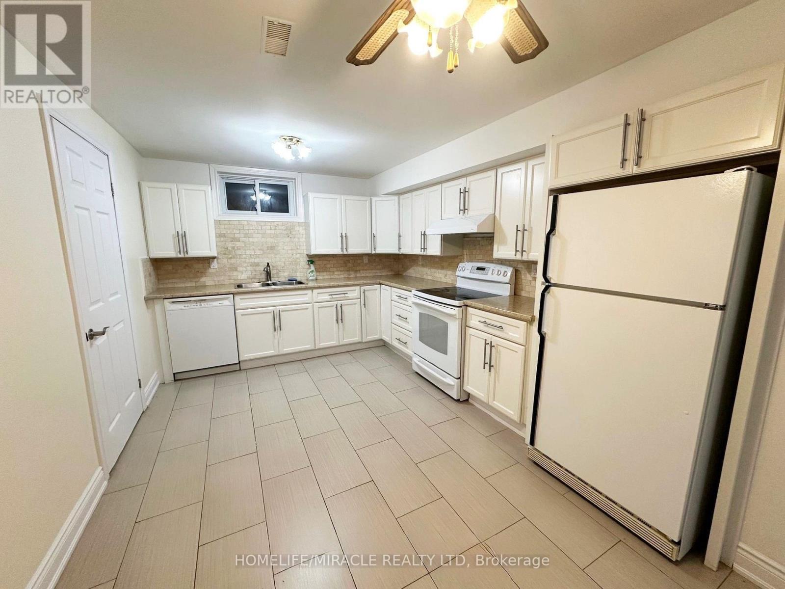 Bsmt - 2461 President Boulevard, Mississauga, Ontario  L5B 3E7 - Photo 3 - W12535266