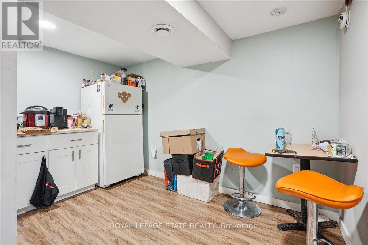 63 Pelham Road, St. Catharines, Ontario  L2S 1R6 - Photo 26 - X12435406