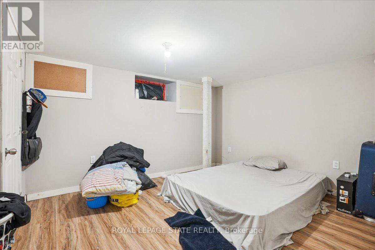 63 Pelham Road, St. Catharines, Ontario  L2S 1R6 - Photo 31 - X12435406