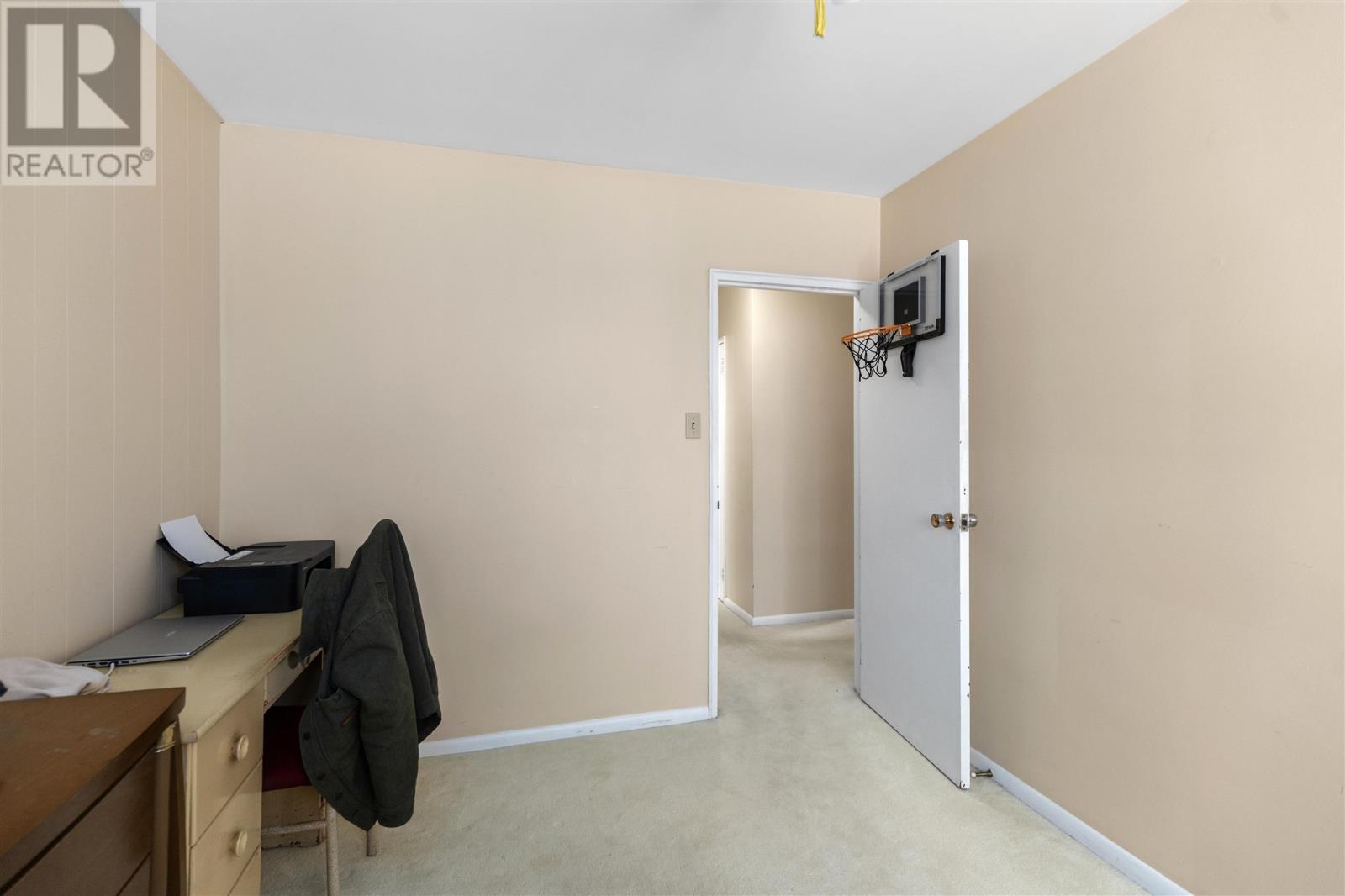 570 Macdonald Ave # 303, Sault Ste. Marie, Ontario  P6B 1J3 - Photo 15 - SM253485