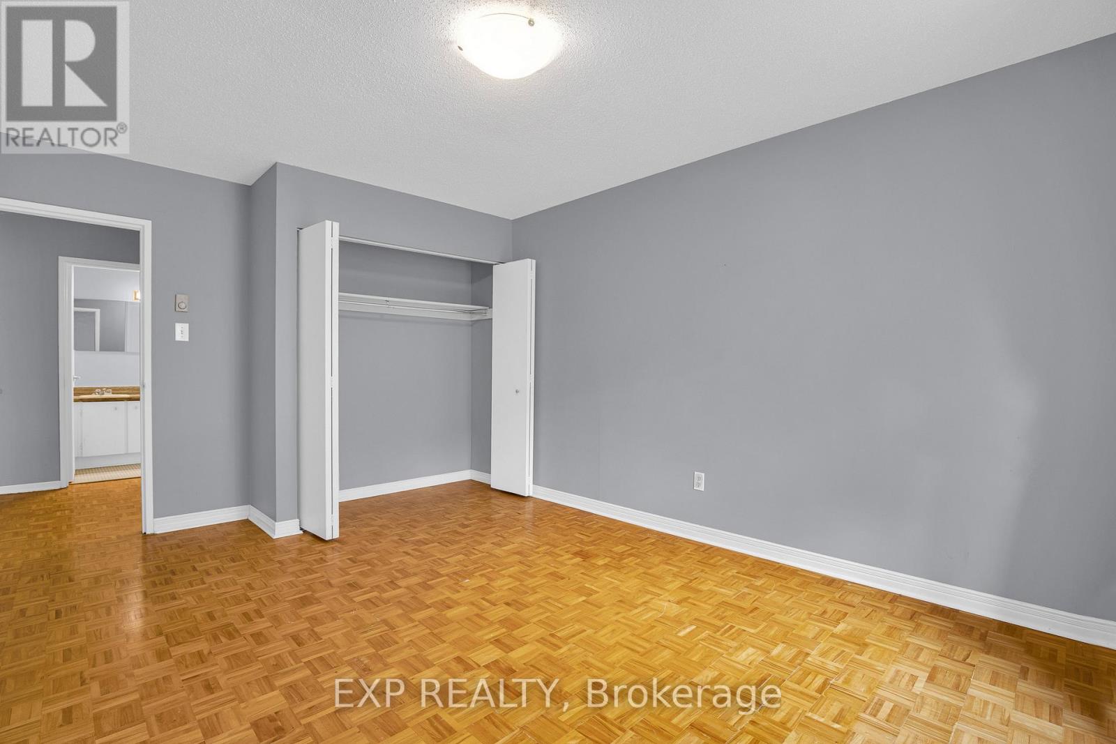 39j - 1958 Jasmine Crescent, Ottawa, Ontario  K1J 7W1 - Photo 18 - X12409167