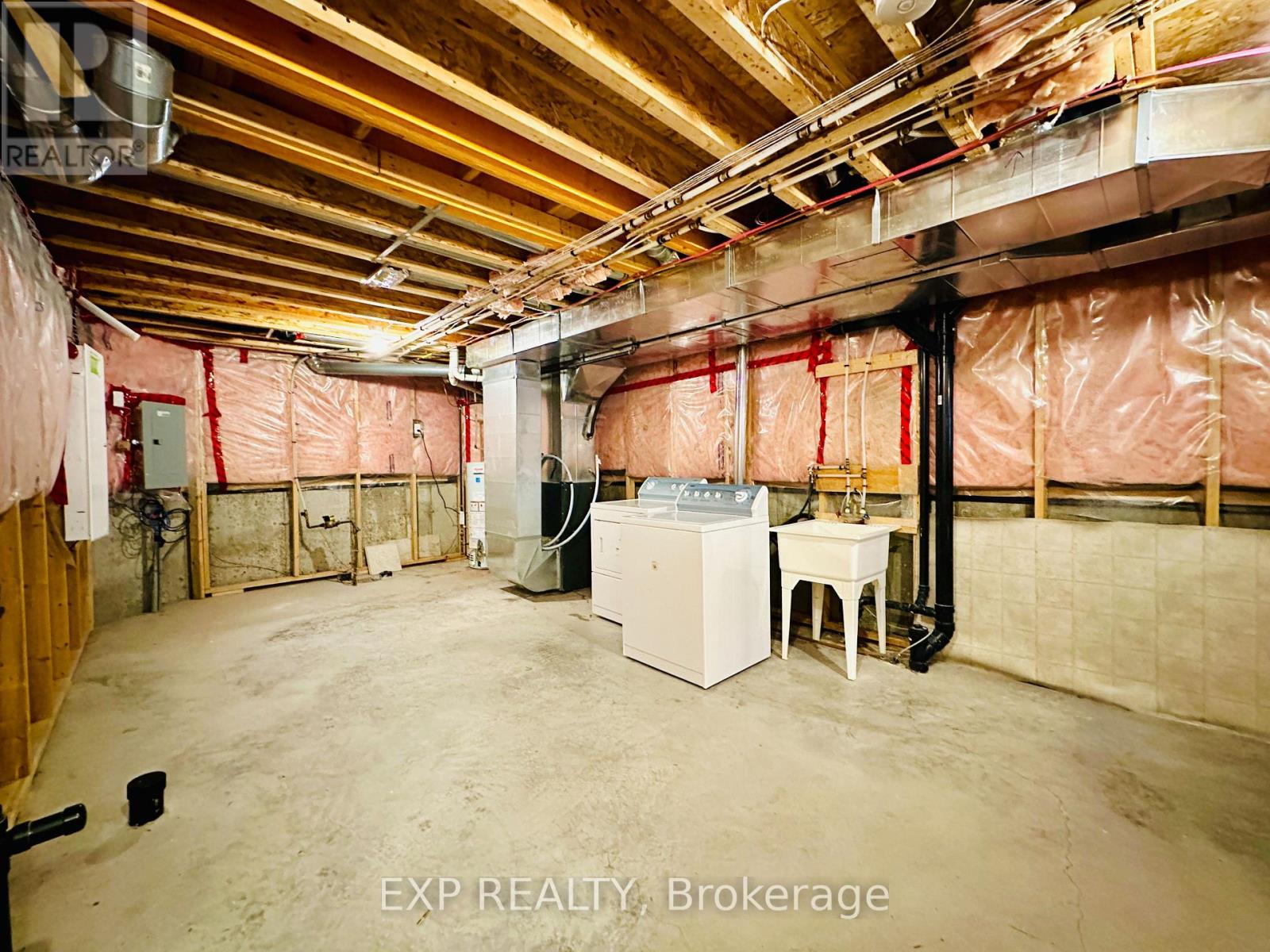 416 Cresthaven Drive, Ottawa, Ontario  K2G 4P4 - Photo 24 - X12555252