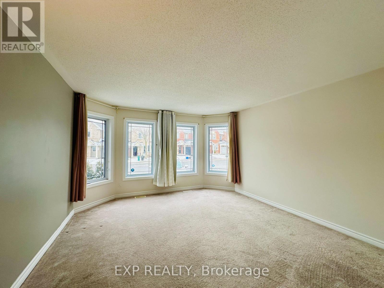 416 Cresthaven Drive, Ottawa, Ontario  K2G 4P4 - Photo 5 - X12555252