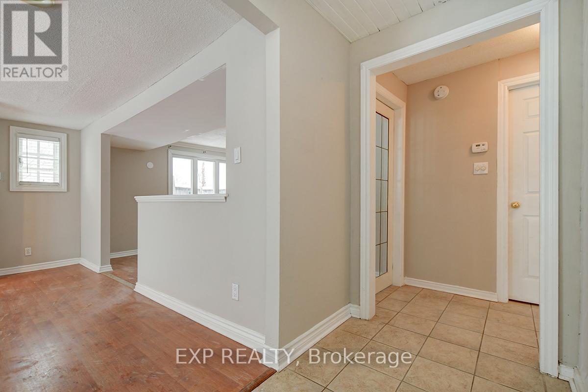 458 River Road, Ottawa, Ontario  K1V 1E7 - Photo 9 - X12582396