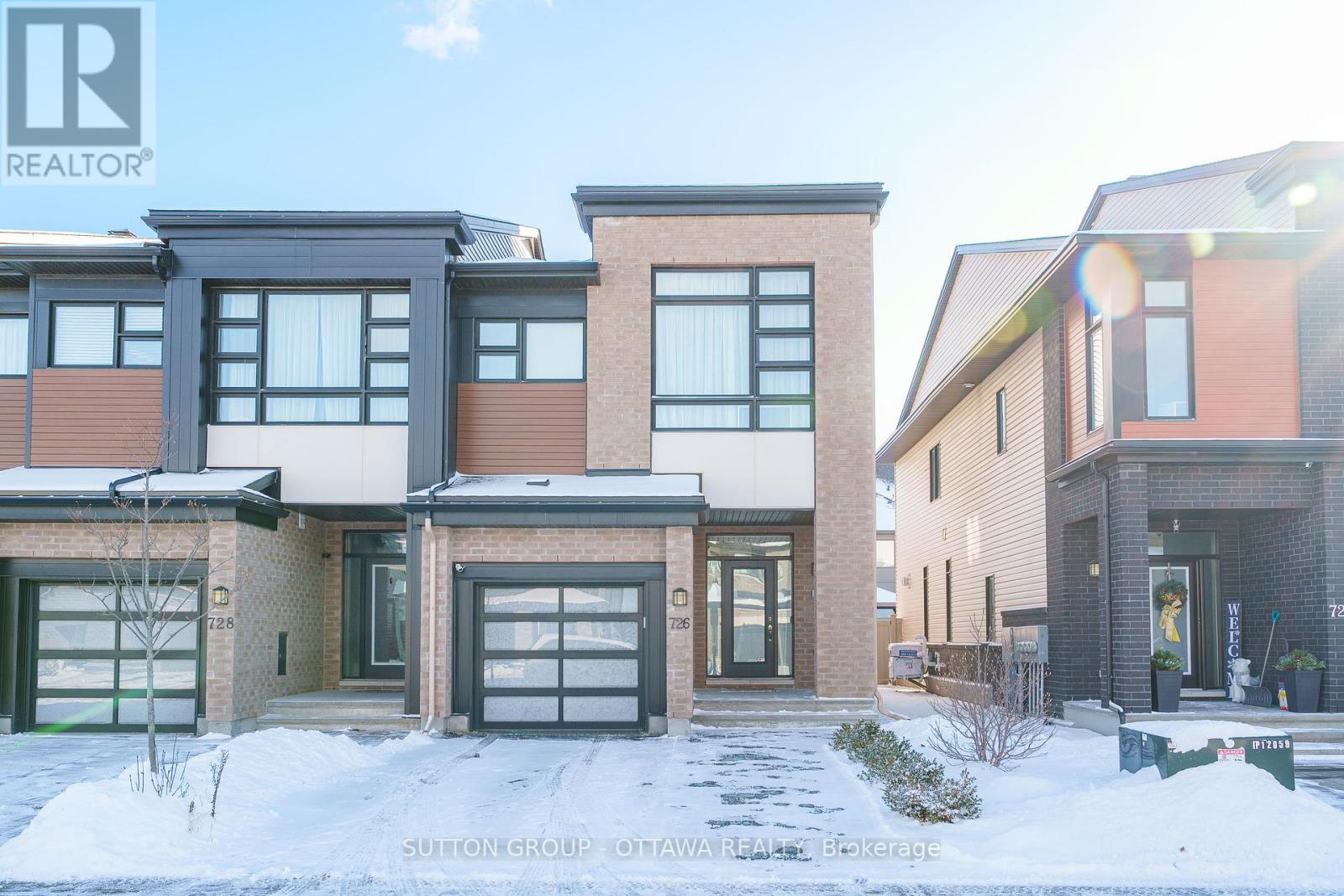 726 OCTAVE GROVE, Ottawa, Ontario