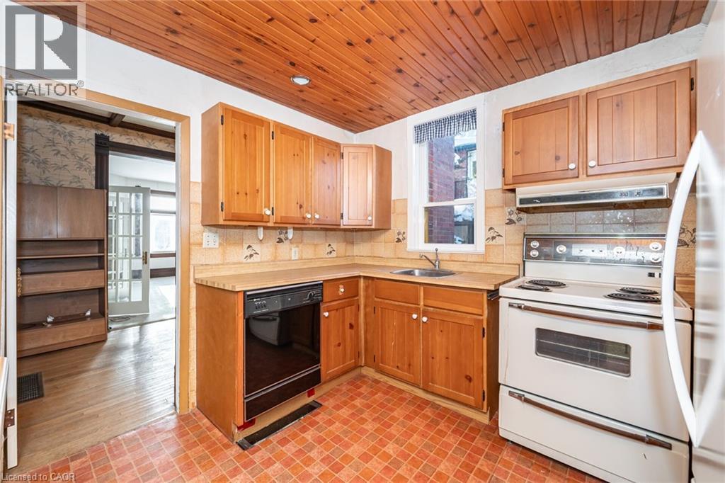 28 Queen Street, Innisfil, Ontario  L0L 1L0 - Photo 16 - 40793465