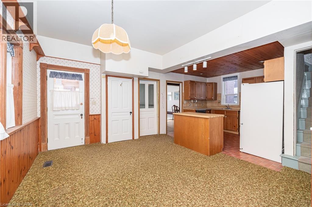 28 Queen Street, Innisfil, Ontario  L0L 1L0 - Photo 18 - 40793465