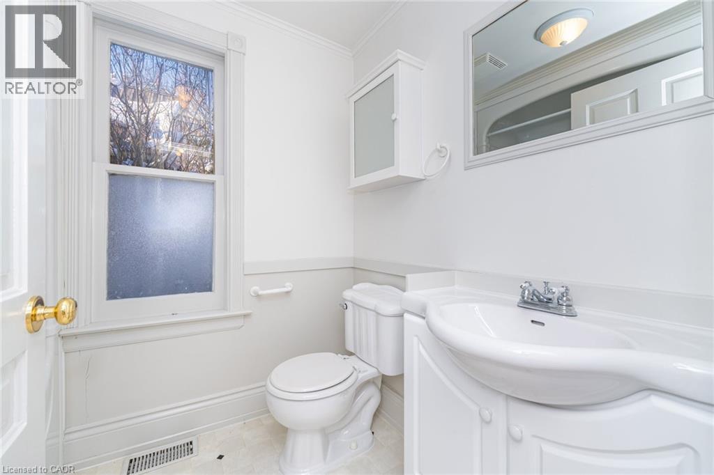 28 Queen Street, Innisfil, Ontario  L0L 1L0 - Photo 22 - 40793465