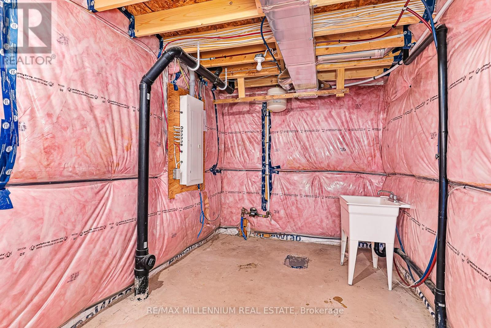 142 Stonebrook Way, Grey Highlands, Ontario  N0C 1H0 - Photo 42 - X12214433