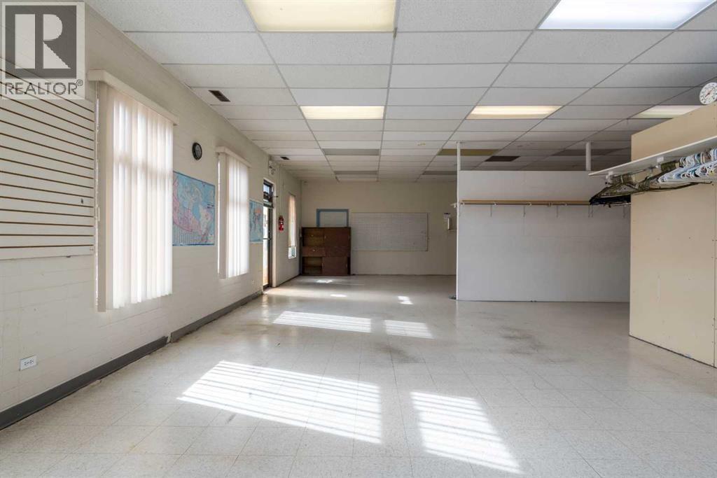 957 South Railway Street Se, Medicine Hat, Alberta T1A 2W3 - Photo 6 - A2205194