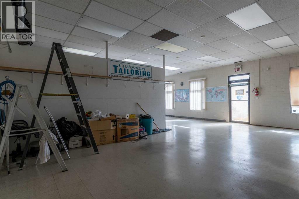 957 South Railway Street Se, Medicine Hat, Alberta T1A 2W3 - Photo 8 - A2205194