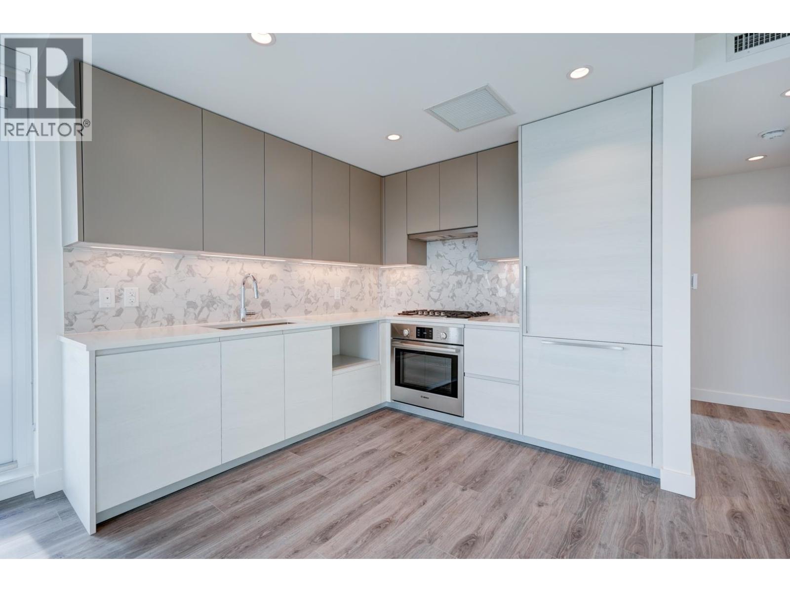 1502 8188 Fraser Street, Vancouver, British Columbia  V5X 0J8 - Photo 8 - R3074046