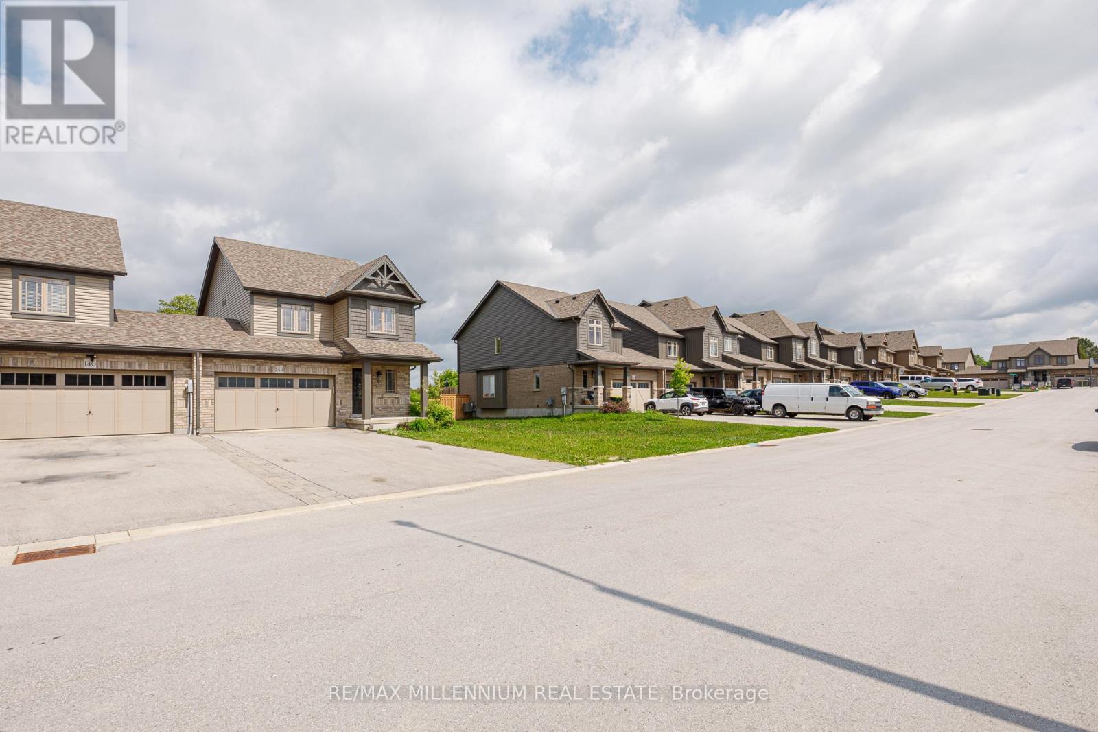 142 Stonebrook Way, Grey Highlands, Ontario  N0C 1H0 - Photo 5 - X12214433