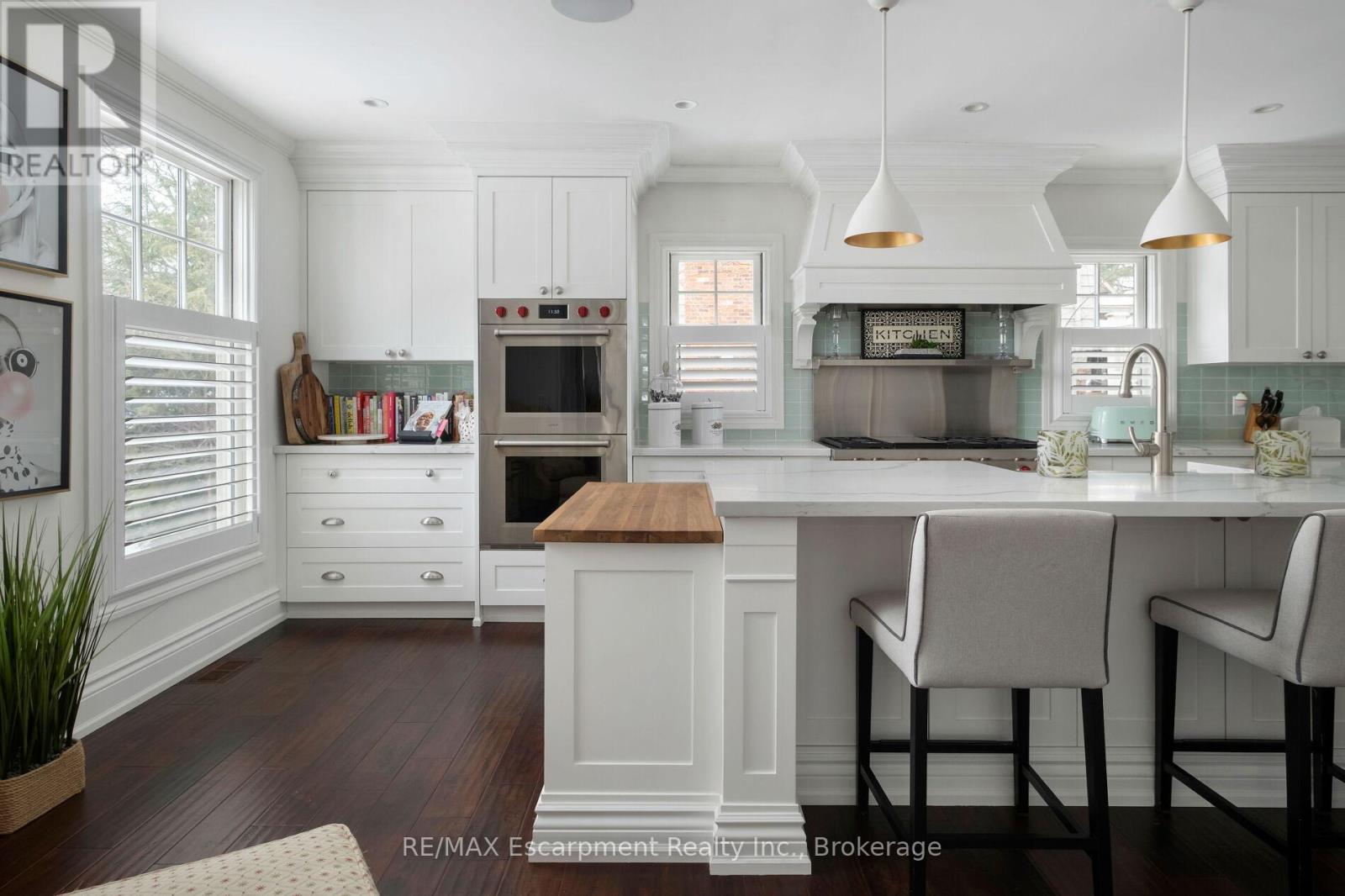 347 East Hart Crescent, Burlington, Ontario  L7N 1P8 - Photo 14 - W12024846