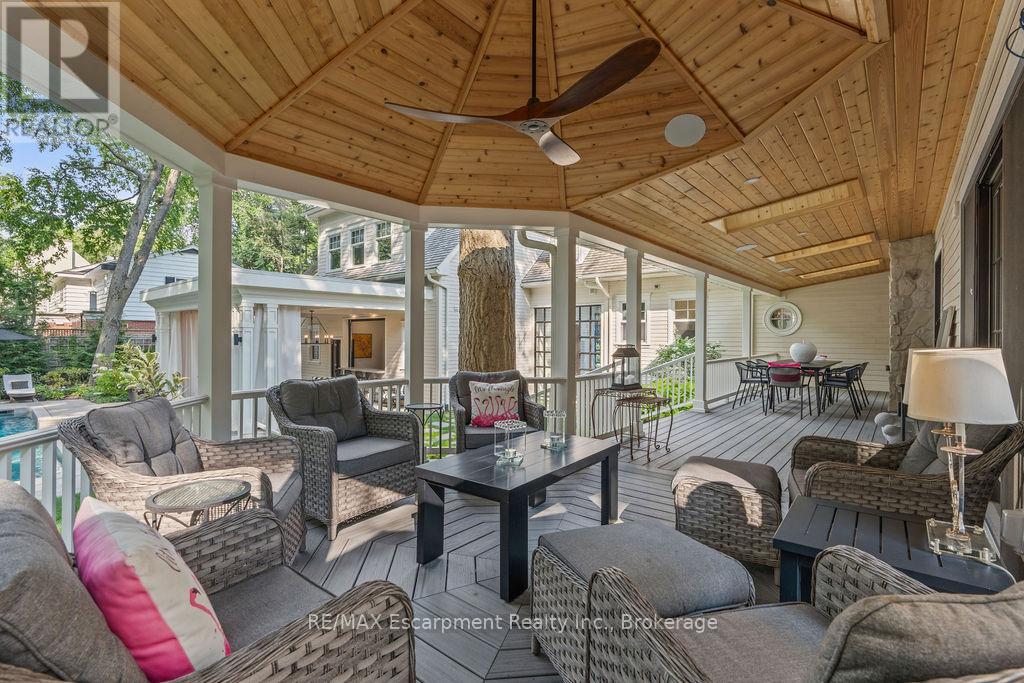 347 East Hart Crescent, Burlington, Ontario  L7N 1P8 - Photo 38 - W12024846