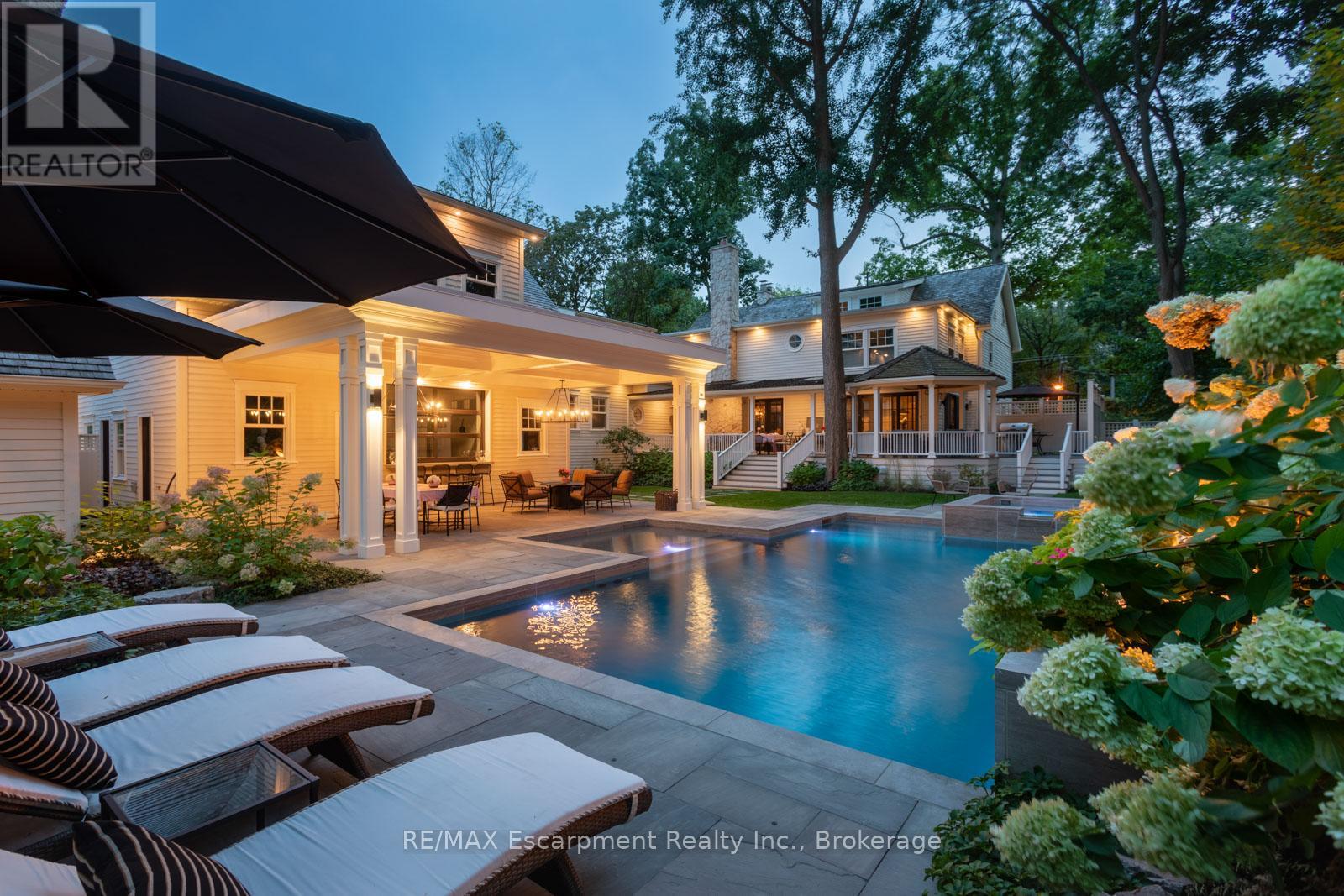 347 East Hart Crescent, Burlington, Ontario  L7N 1P8 - Photo 41 - W12024846