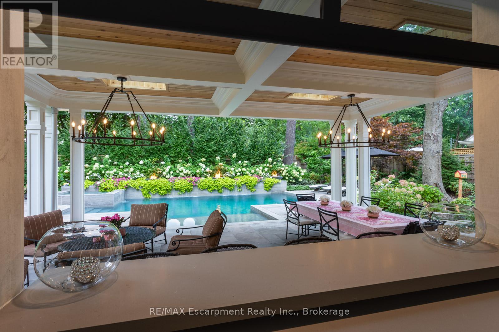 347 East Hart Crescent, Burlington, Ontario  L7N 1P8 - Photo 46 - W12024846