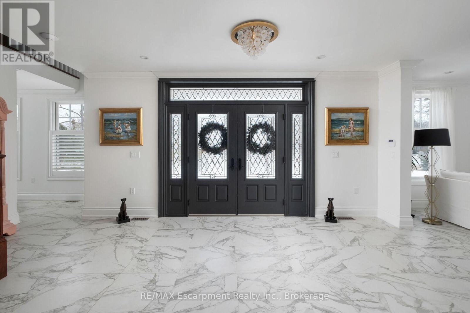 347 East Hart Crescent, Burlington, Ontario  L7N 1P8 - Photo 6 - W12024846