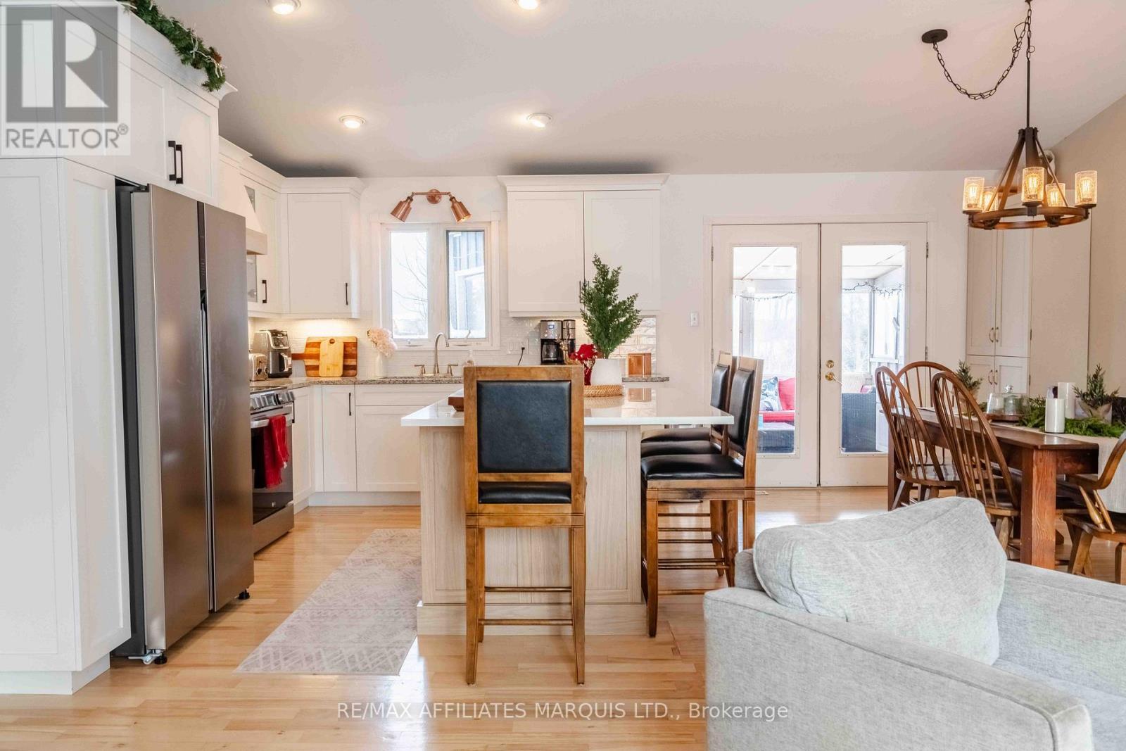 4239 County Rd 11 Road, South Stormont, Ontario  K7R 3L2 - Photo 15 - X12635984