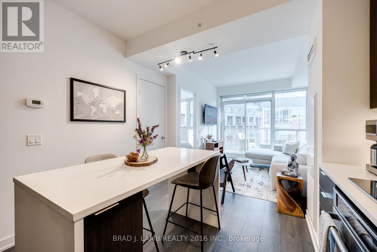 642 - 38 Iannuzzi Street, Toronto (Waterfront Communities), Ontario  M5V 0S2 - Photo 8 - C12635968